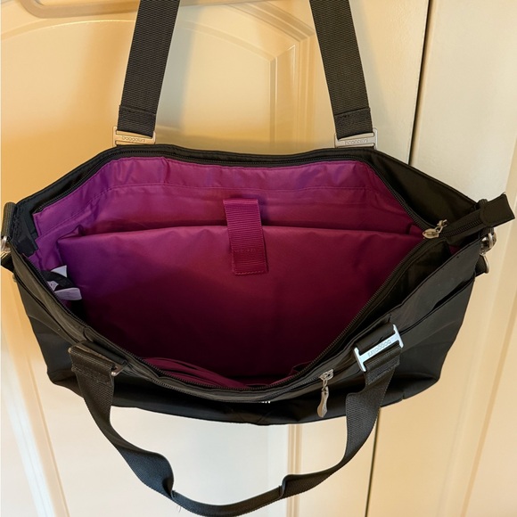 Baggallini Women's Avenue Tote Bag - Picture 3 of 3